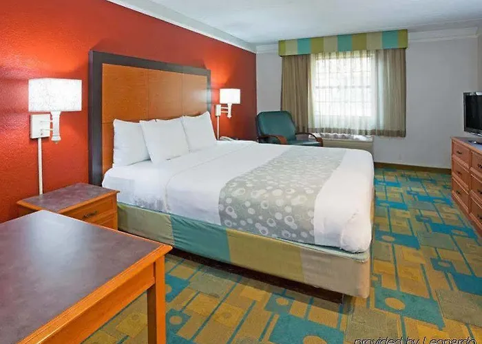 Hotel Western - O'hare Nw 3*